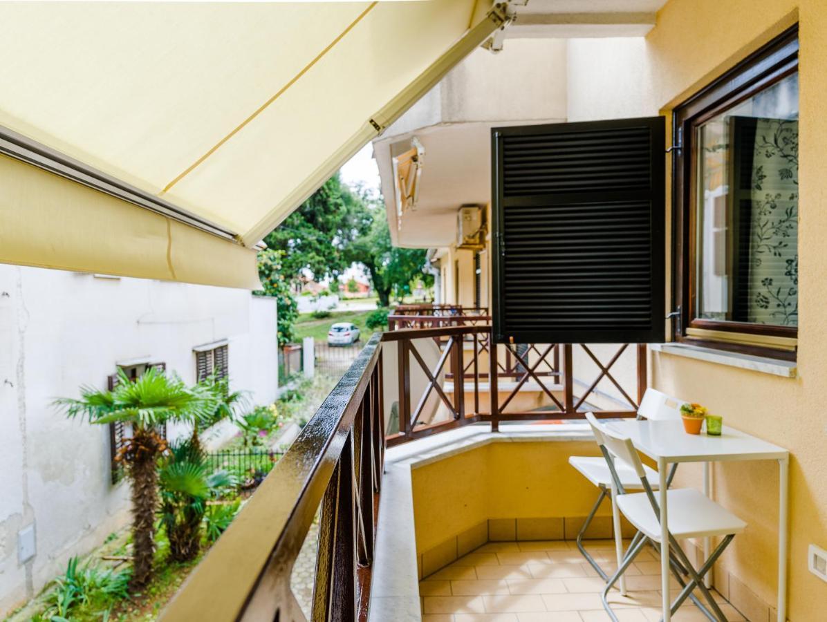 Tonka Apartment Pula Luaran gambar